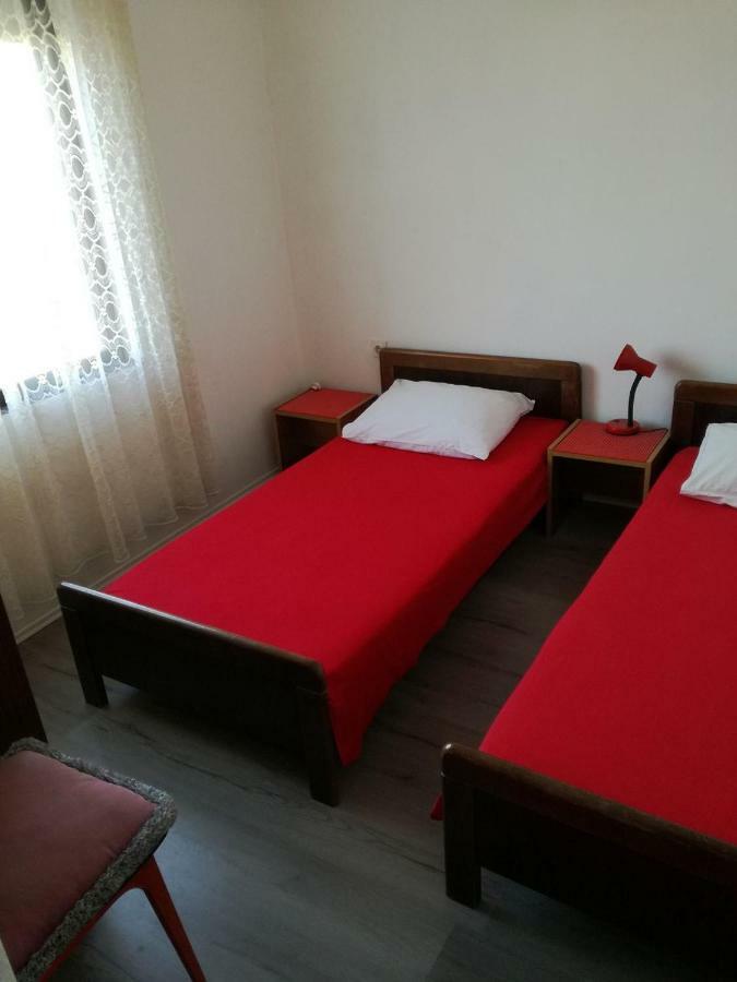 Apartments Luce-With Parking 닌 외부 사진