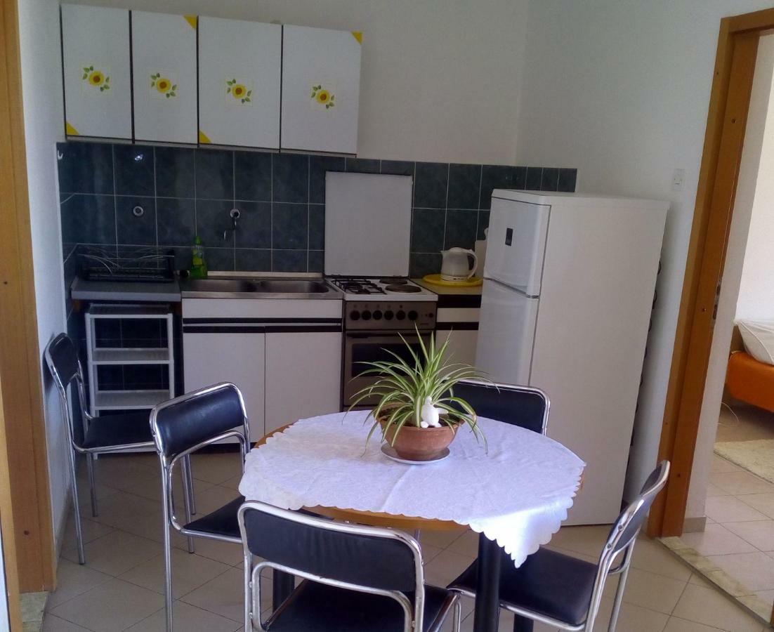 Apartments Luce-With Parking 닌 외부 사진
